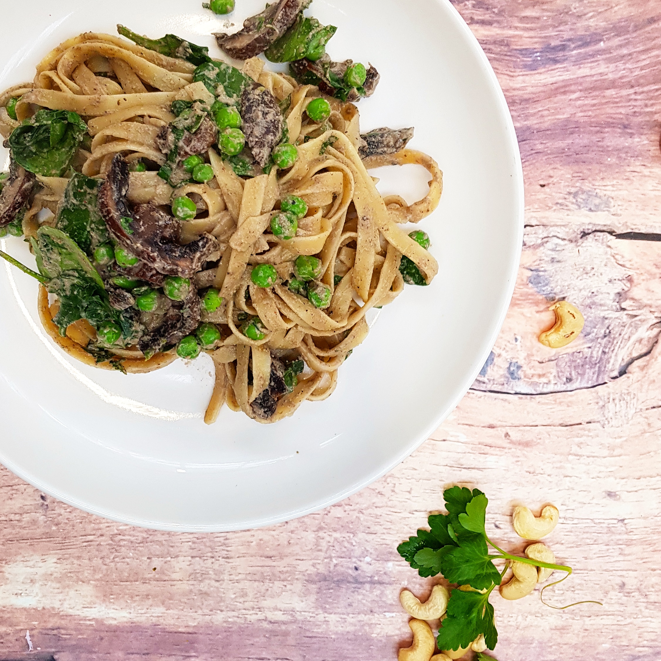 smoky mushroom pasta — Green Dinner Table